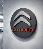 Citroen markalı araçlar için tasarlanmış Galeri Duvarında kullanımını gösteren Kırmızı ve Gri Renk Strafor Köpük Logo