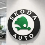 Skoda markalı araçlar için tasarlanmış Galeri Duvarında kullanımını gösteren Kırmızı ve Gri Renk Strafor Köpük Logo
